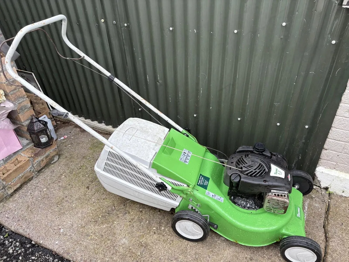 Briggs&Stratton lawnmower - Image 2