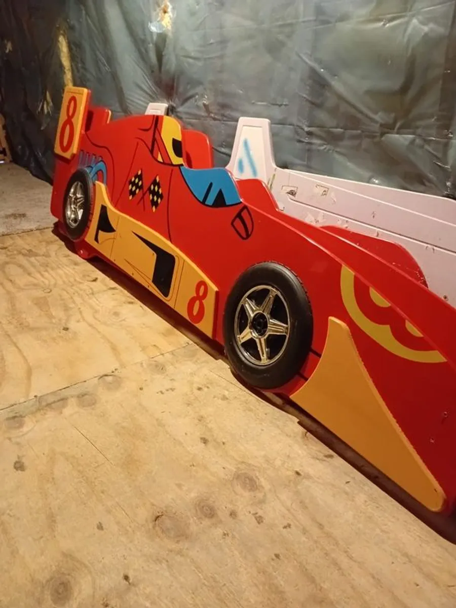 bed side boards - Image 1