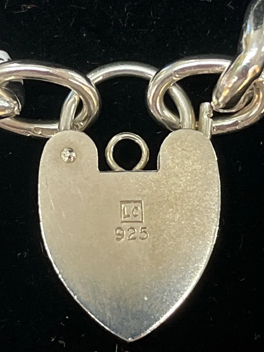 Silver chain choker with heart locket pendant. - Image 4