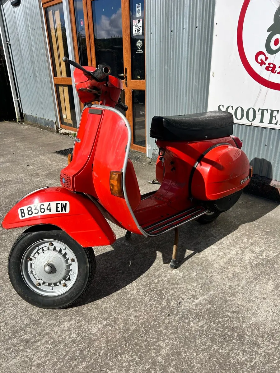 1981 Vespa P200E original paint - Image 3