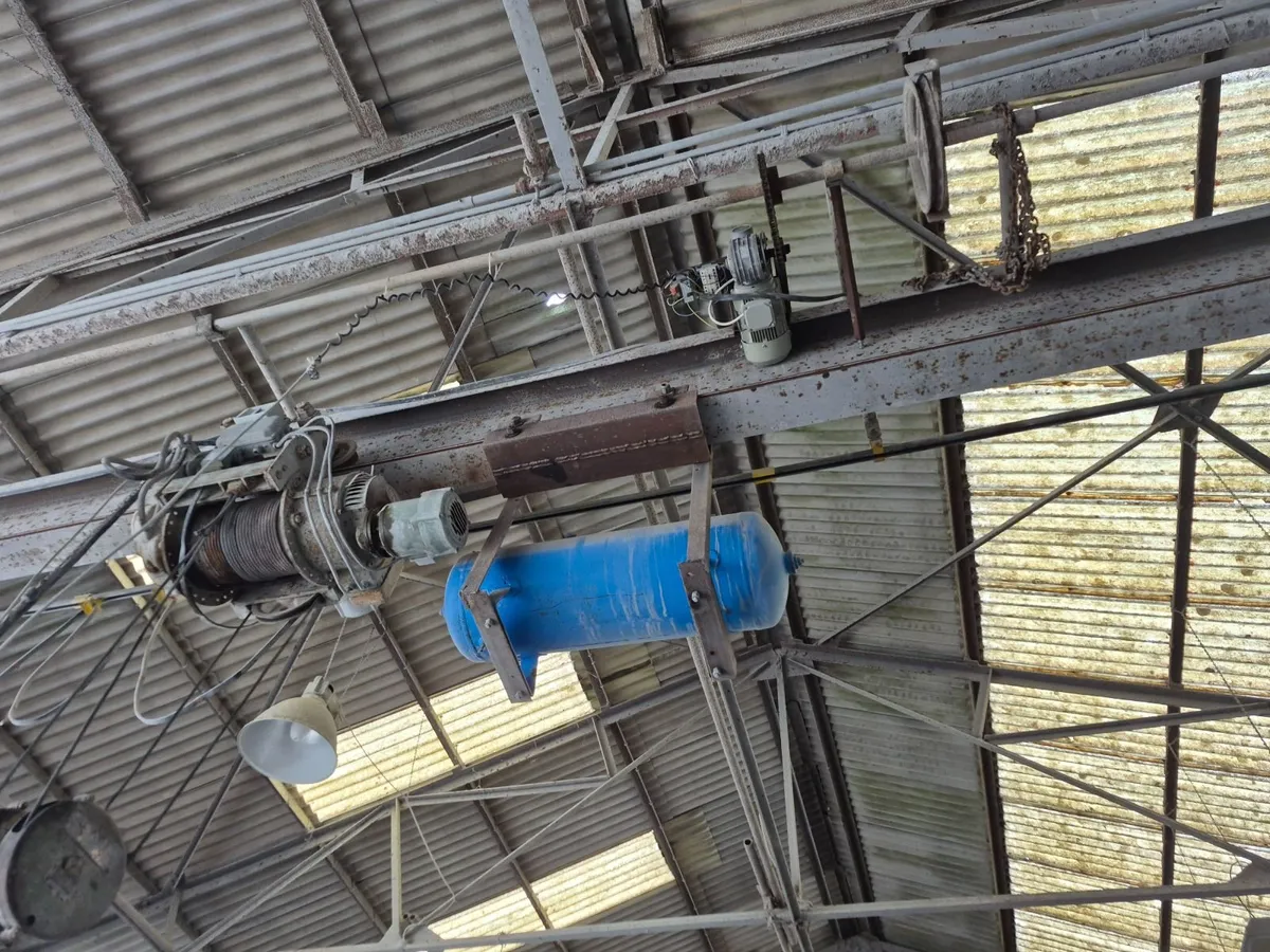 Crane, hoist bridge - Image 1