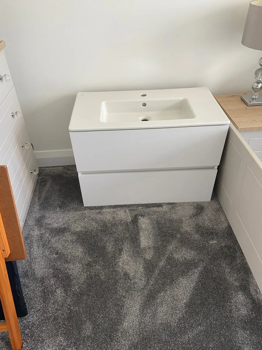 800mm (w) white vanity unit - Image 2