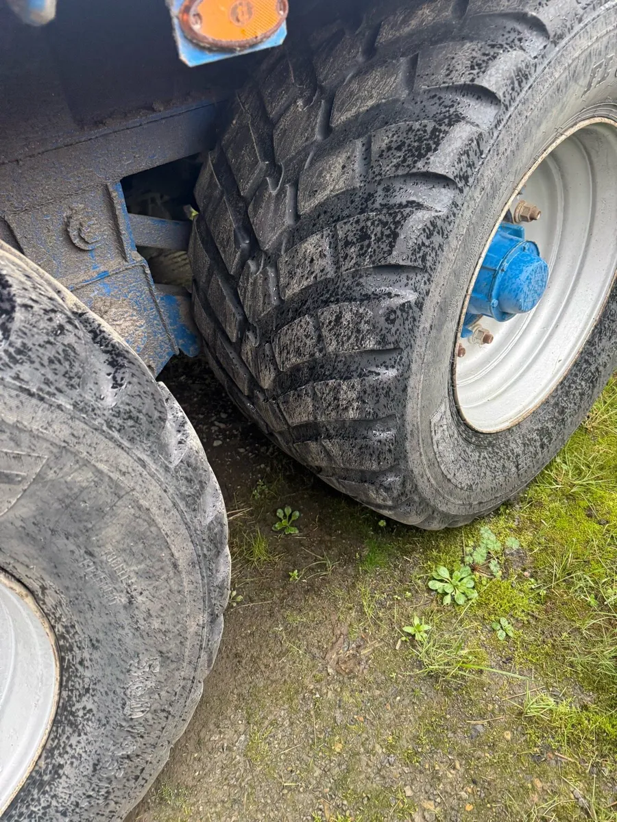 24 ft lynch tralier - Image 4