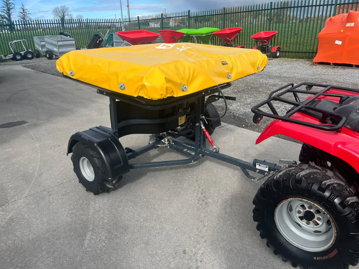 Used JFC Fertiliser Spreader - Image 3