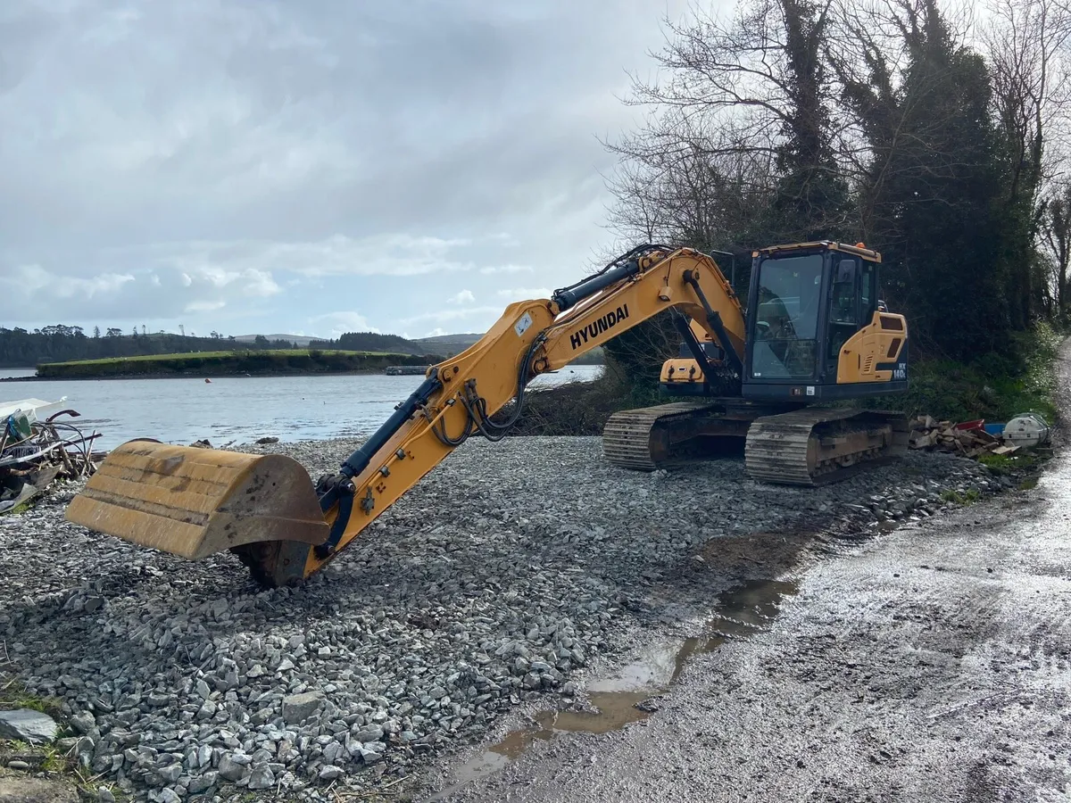 Hyundai HX 140L digger - Image 1