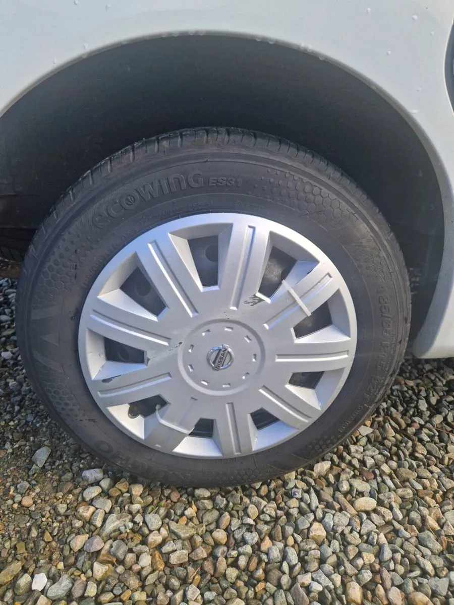 Nissan ENV200 - Image 4