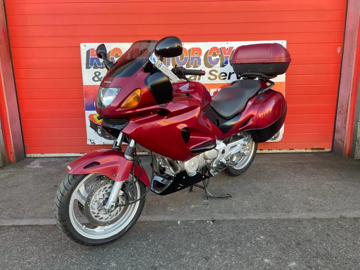Honda NT Deauville 650 - Image 1
