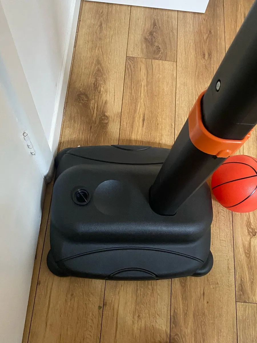 Basketball hoop - Image 4