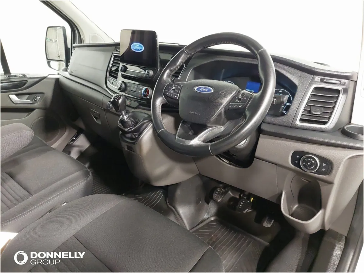 Ford Transit Custom 280 L1 Diesel Fwd Limited - Image 4
