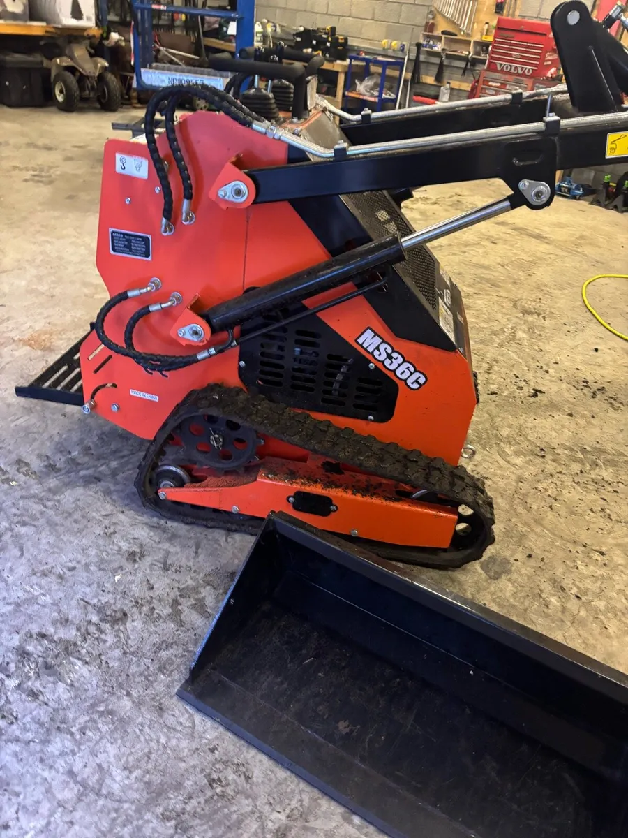 Mini Skidsteer - Image 2