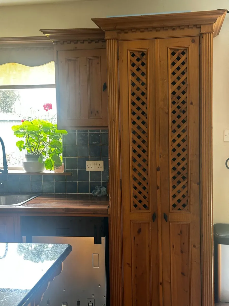 kitchen units - Image 3