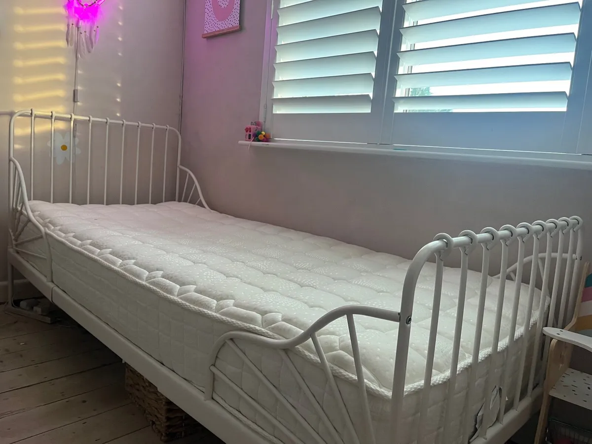 Ikea Minnen Bed: extendable toddler / kids bed - Image 1