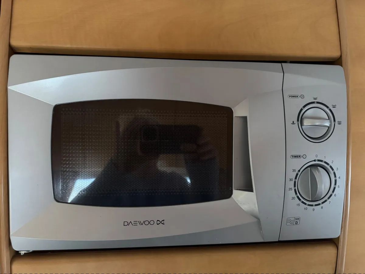 Bailey Ranger GT 60  + Vango Balleto 390 Air Awnin - Image 3