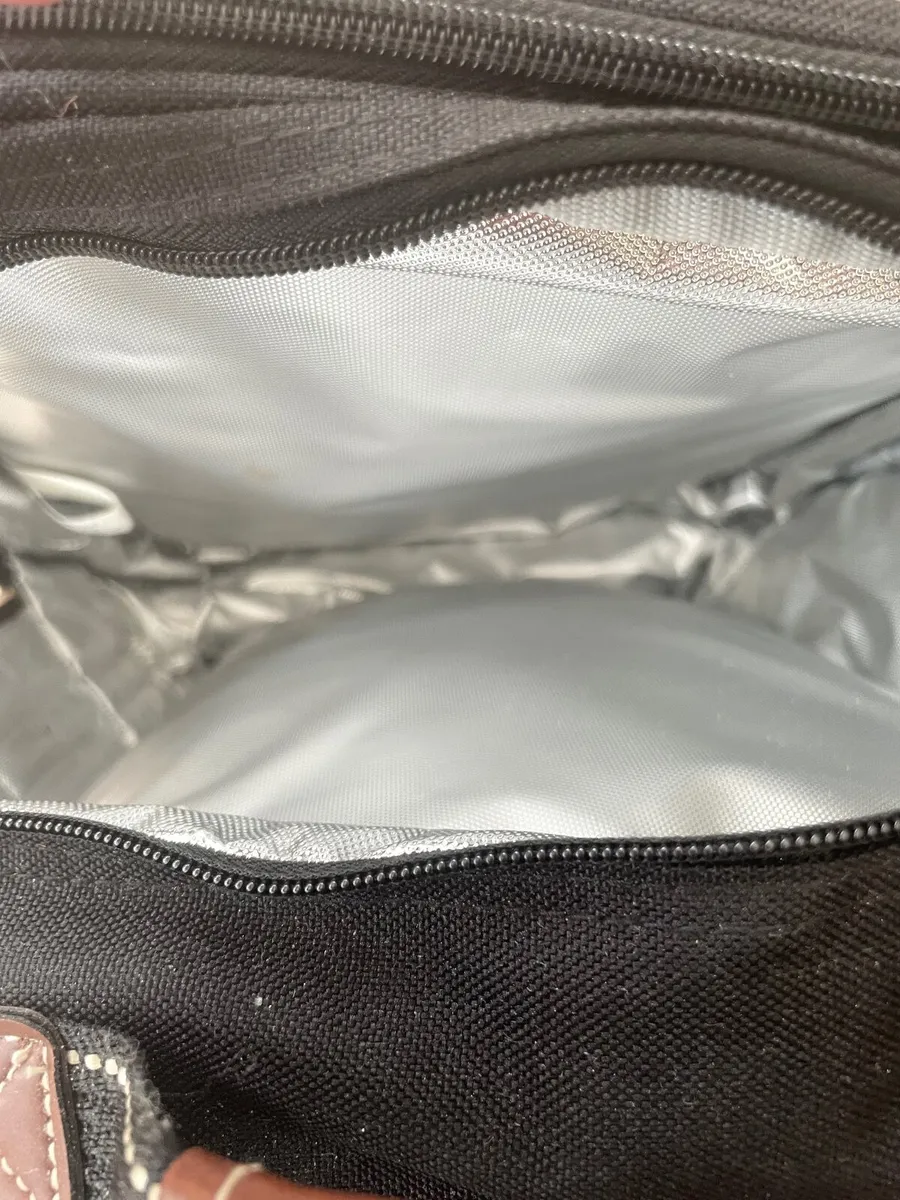 Picnic Hamper, Single bed & Demi Johns - Image 4