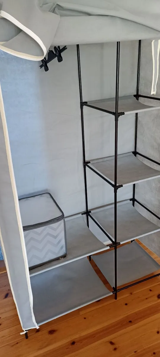 Lightweight Wardrobe - Image 4