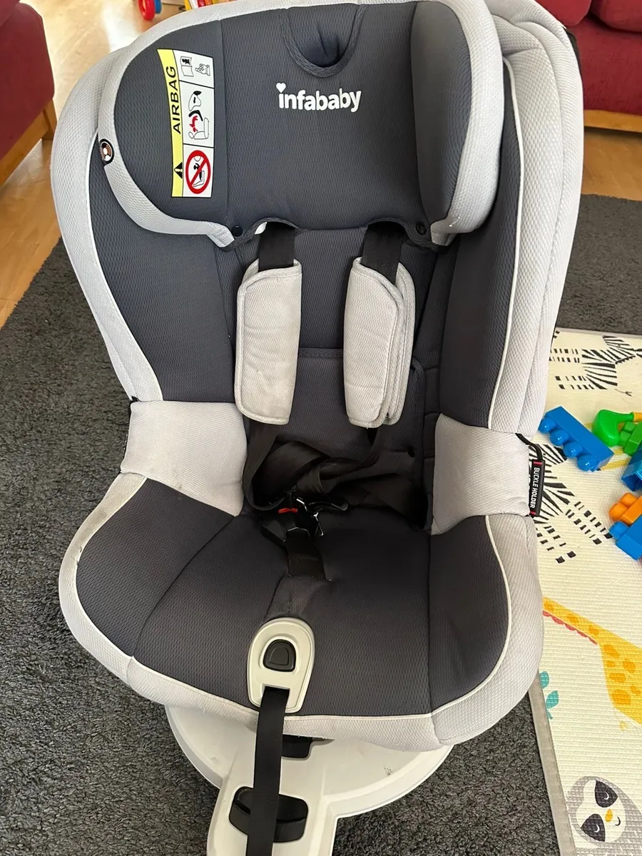 Child car seat 360 - Image 1