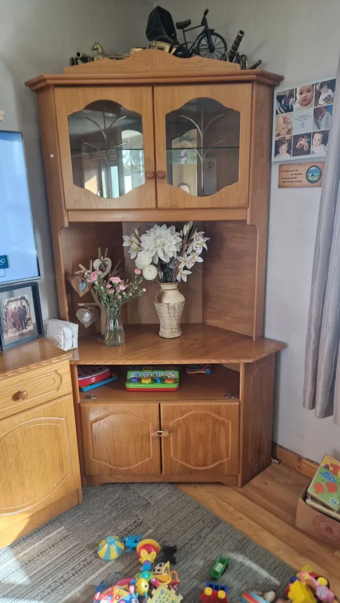 Corner unit and sideboard - Image 2