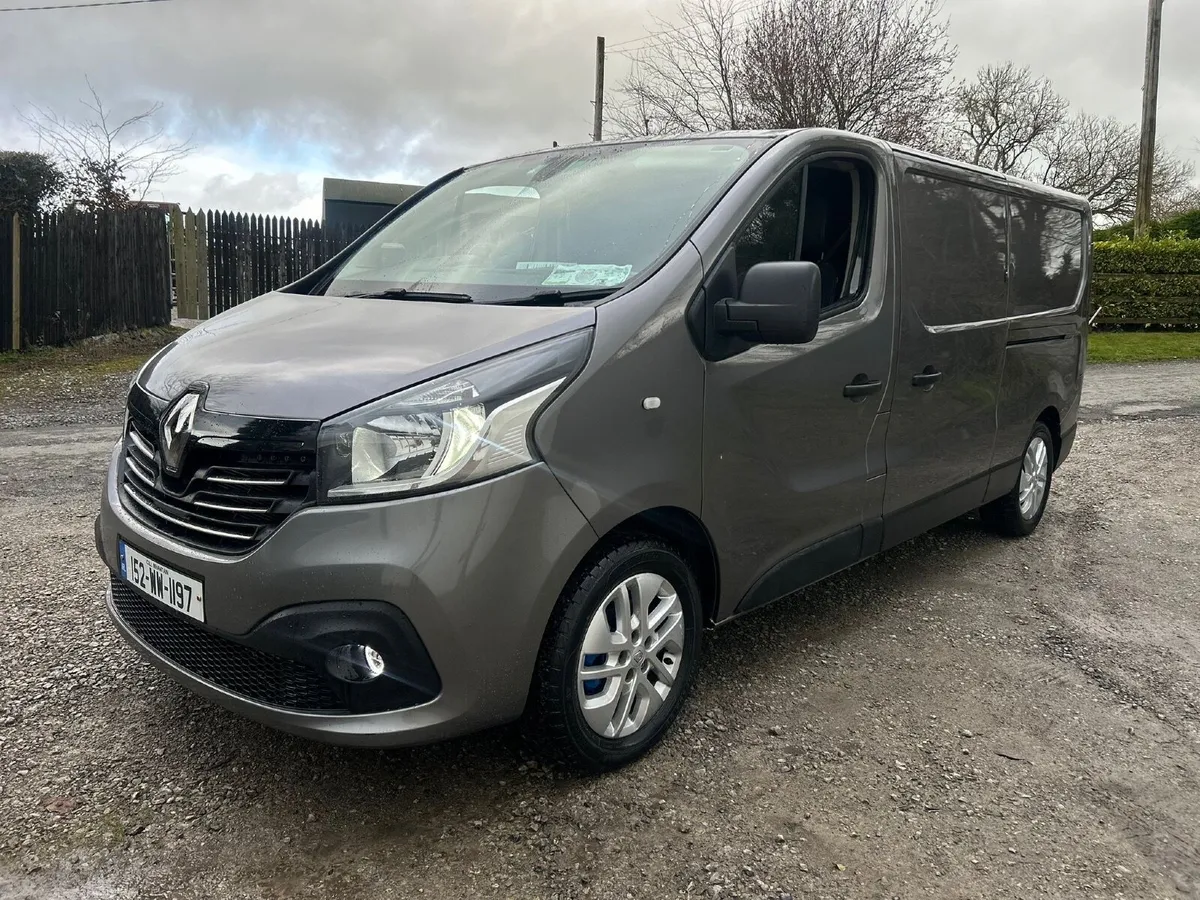 Renault Trafic 2015 - Image 1