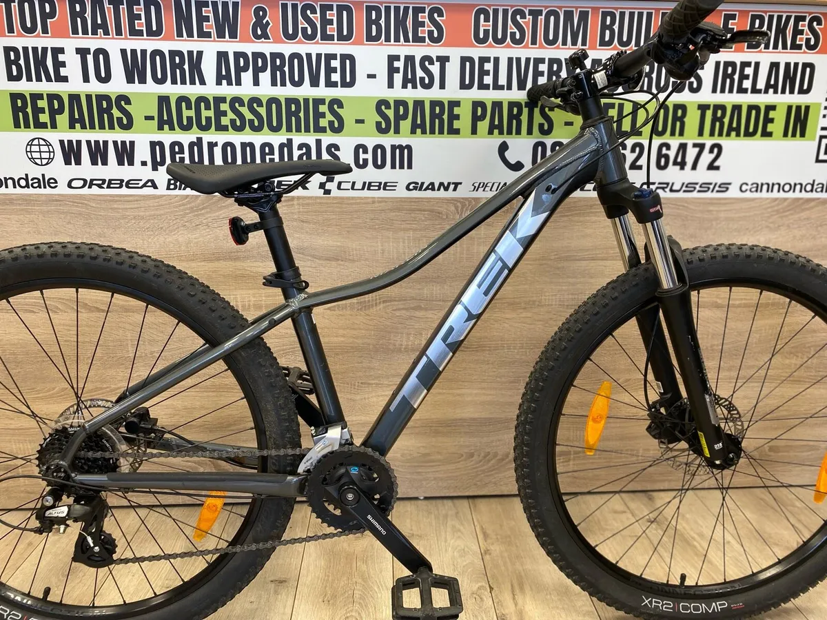 Trek marlin 5 (like new) - Image 3