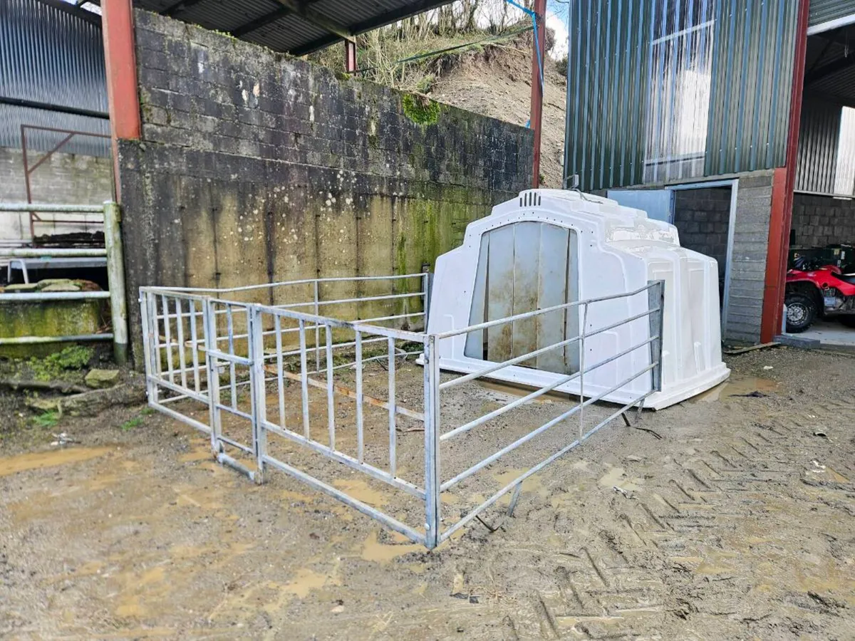 Agri Plastic Calf Hut - Image 1