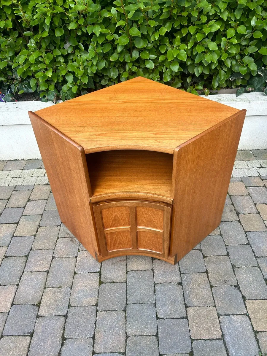 Mid century Nathan corner media cabinet - Image 2