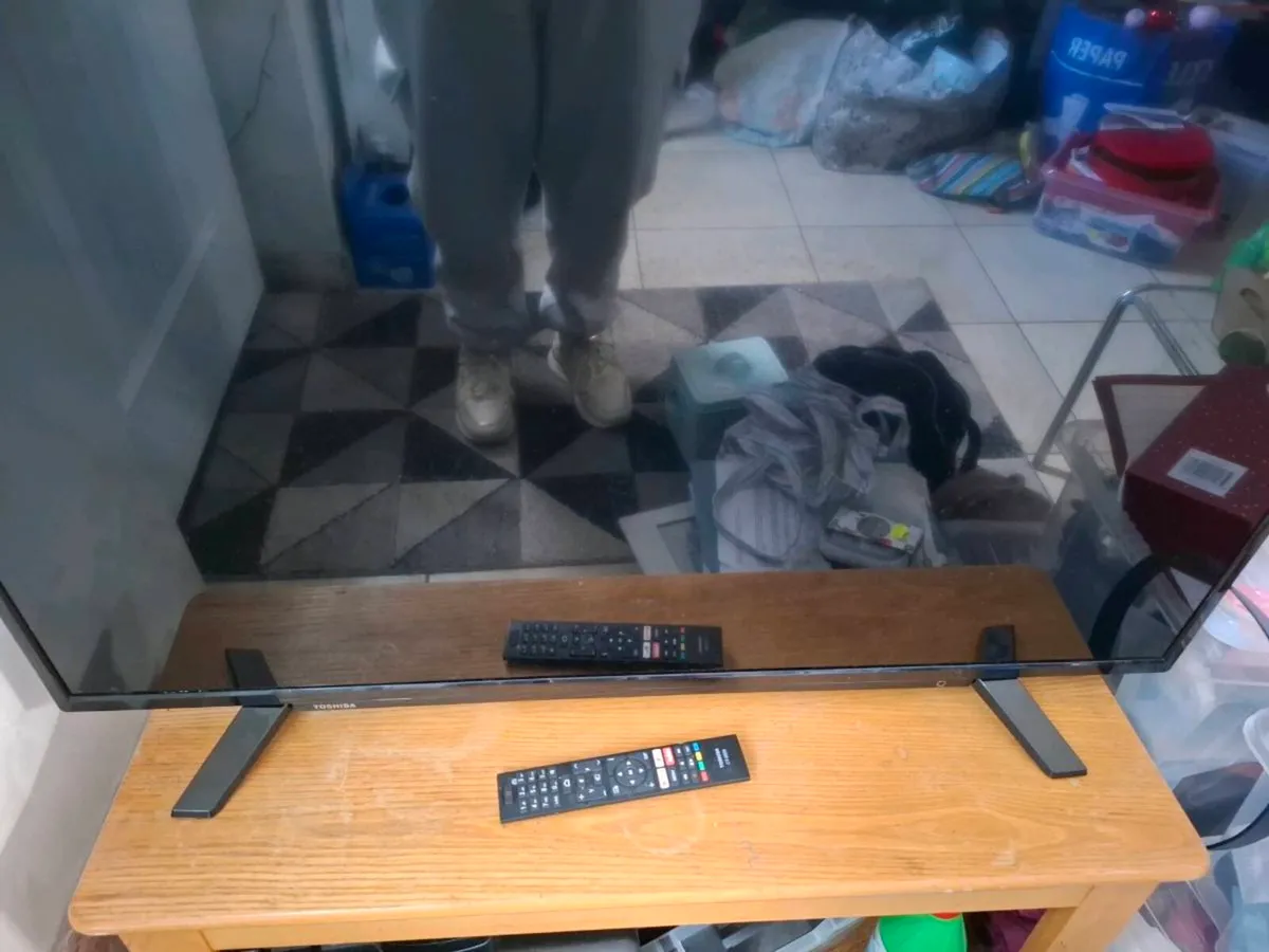 Toshiba Smart TV - Image 3