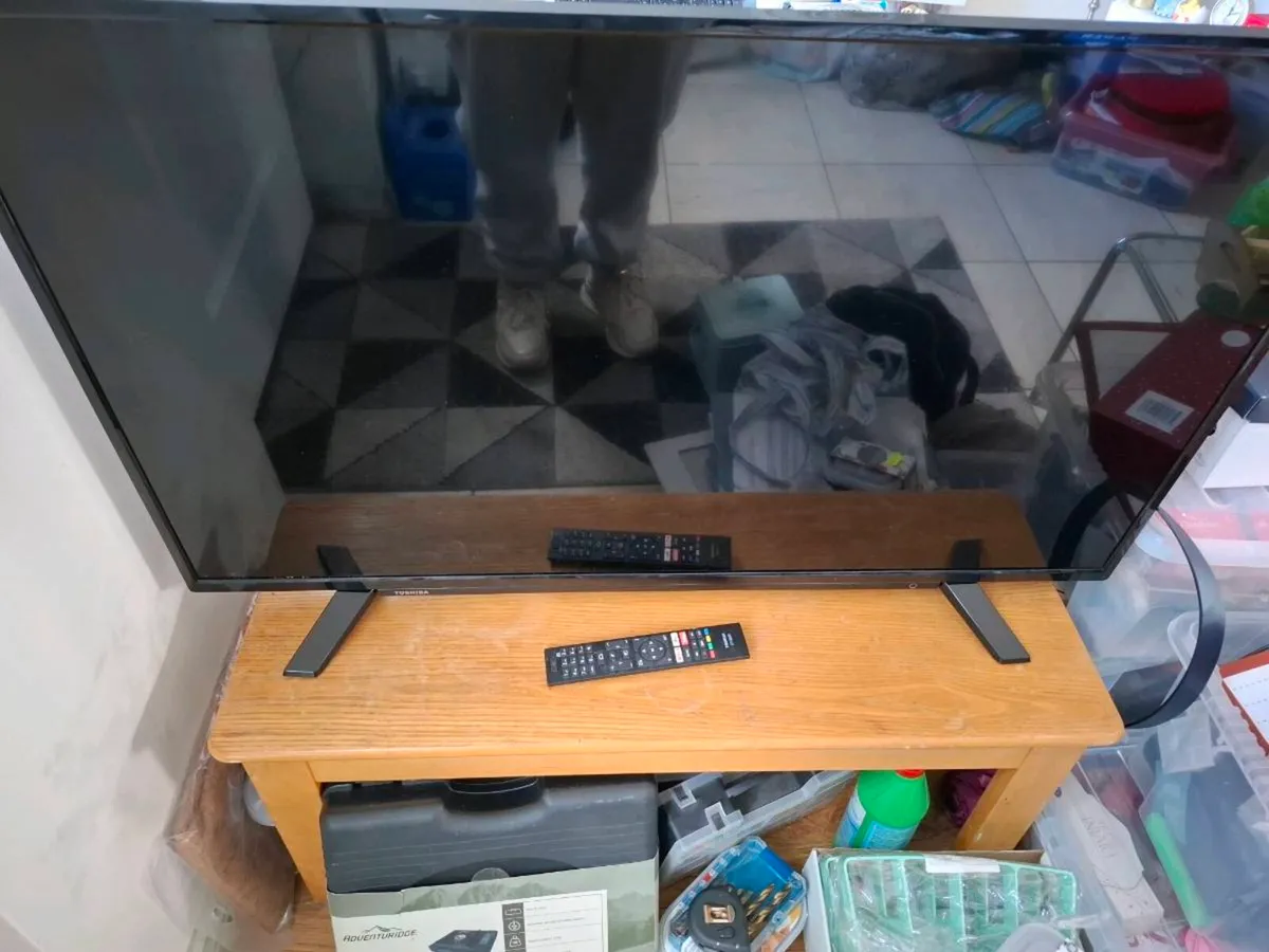 Toshiba Smart TV - Image 1