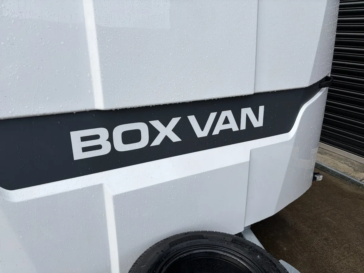 New Brian James Box Van 5m - Image 4