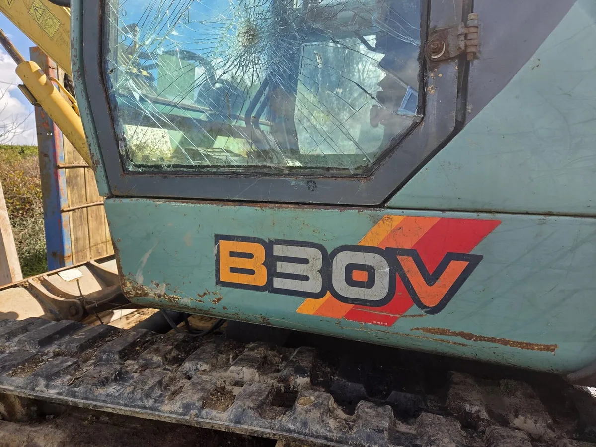 !!WANTED!! yanmar valve chest - Image 4