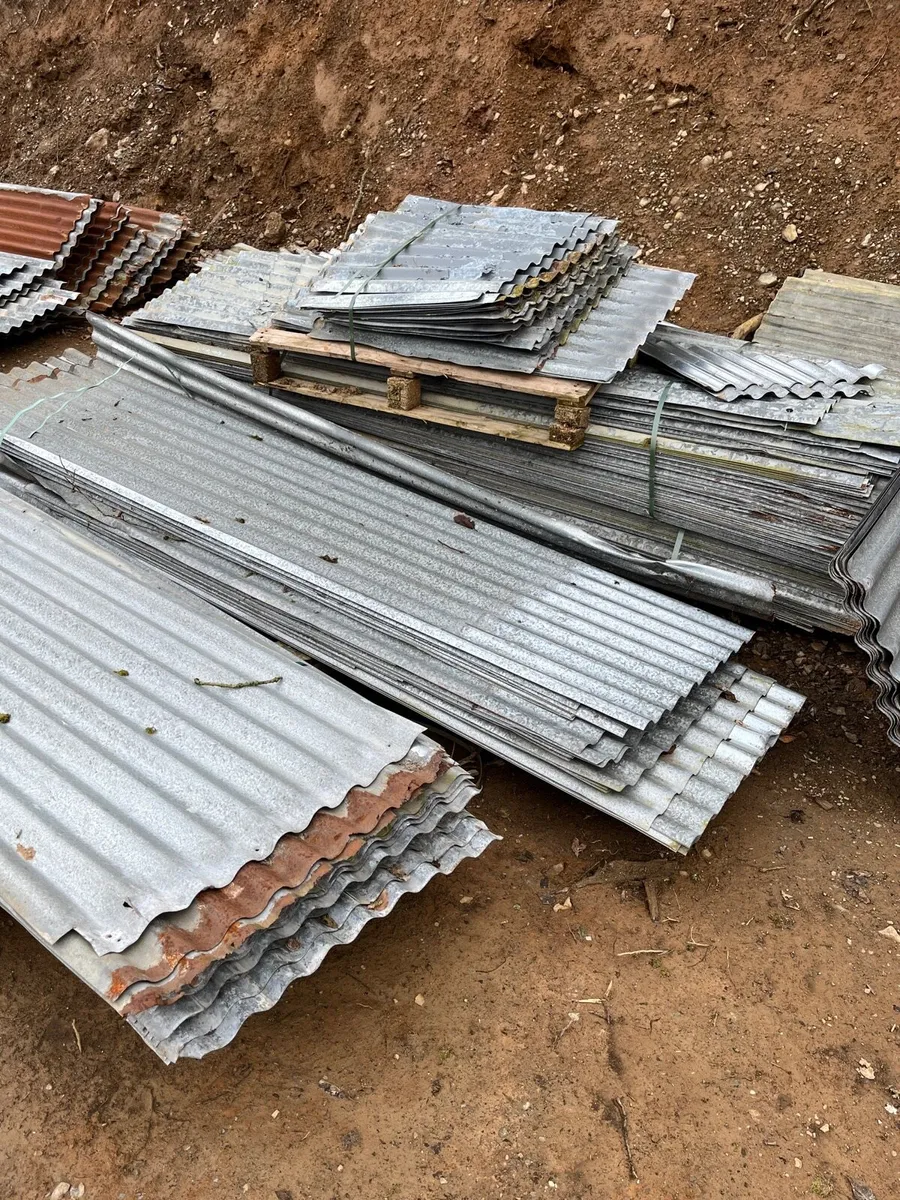 Sheets of tin - Image 1