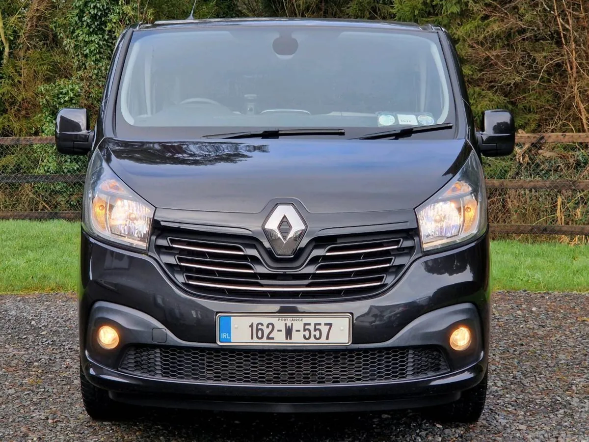 Renault Traffic Sport CREW-CAB Low Mileage - Image 2
