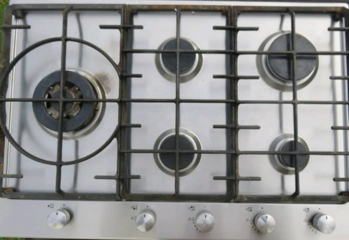 Gas hob 74.5cmx51cm - Image 3