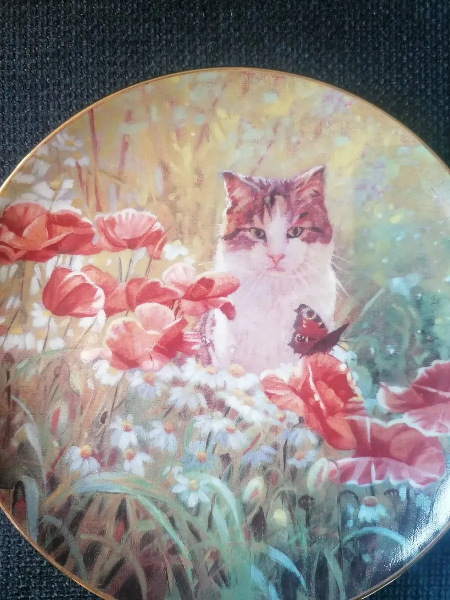 Wendy Stevenson Collectible Cat Decorative Plate - Image 4