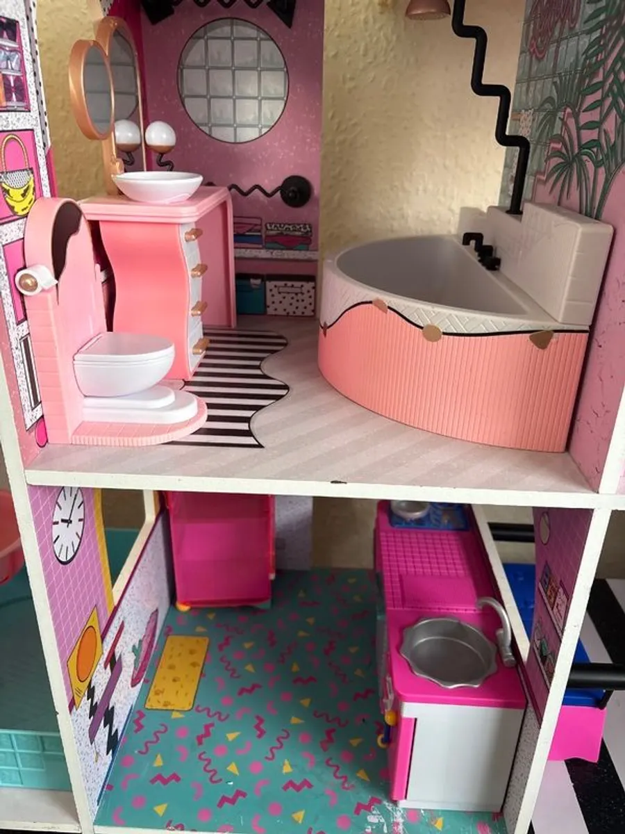 LOL doll house - Image 2