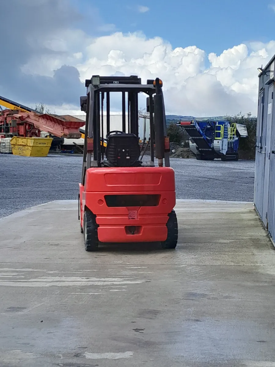 Manitou CD25P Forklift - Image 3