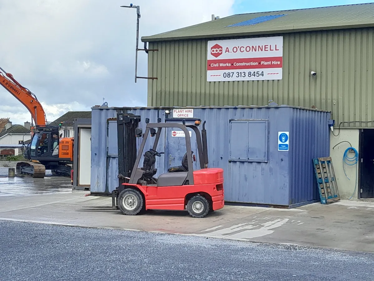Manitou CD25P Forklift - Image 2