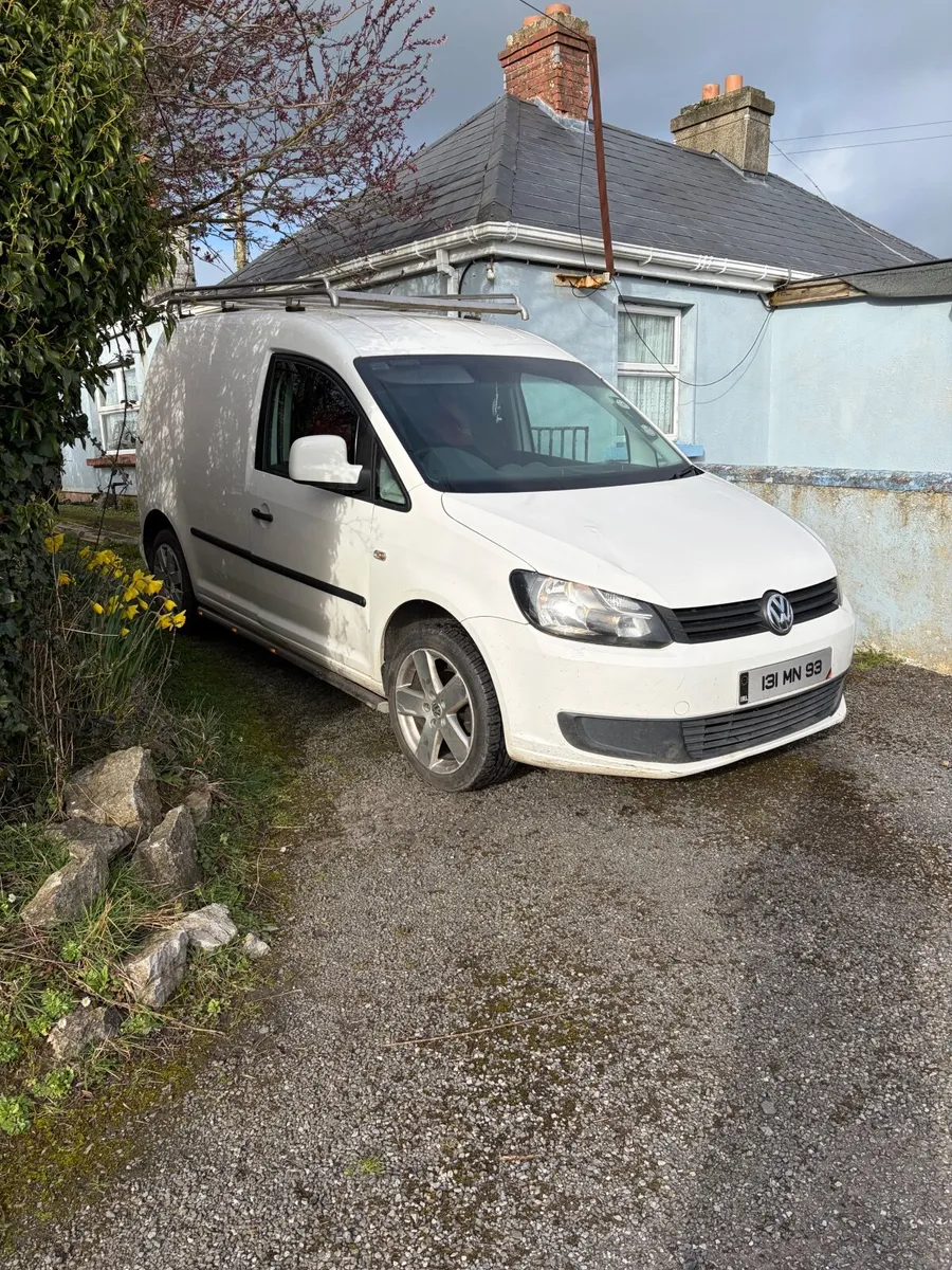 Volkswagen Caddy 2013 - Image 2