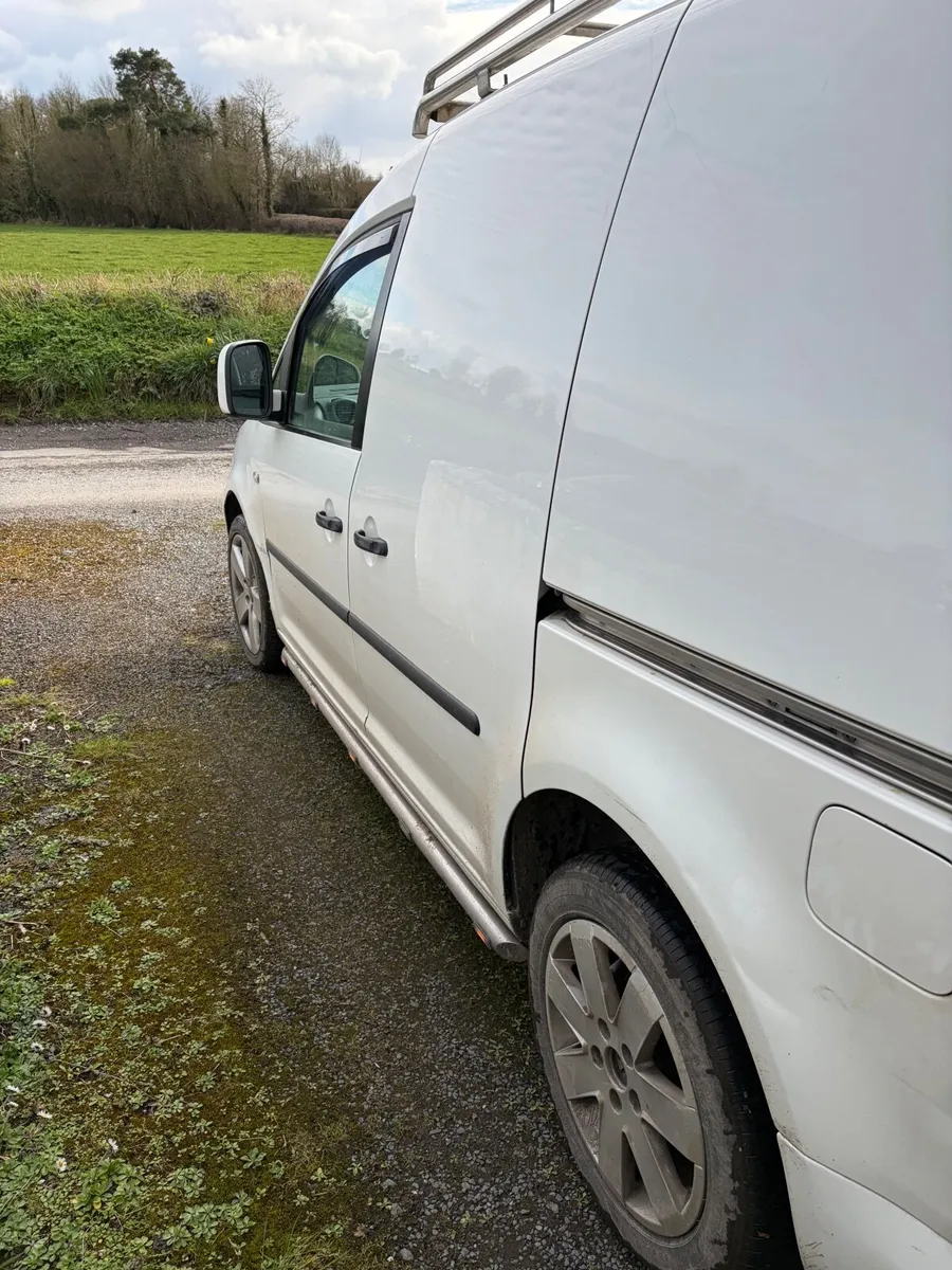 Volkswagen Caddy 2013 - Image 3
