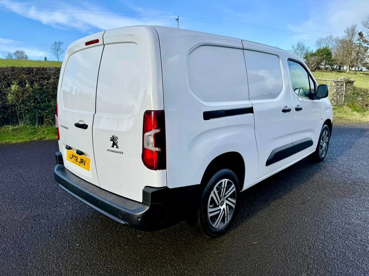 2023 Peugeot Partner Professional Premium VRT€250 - Image 4