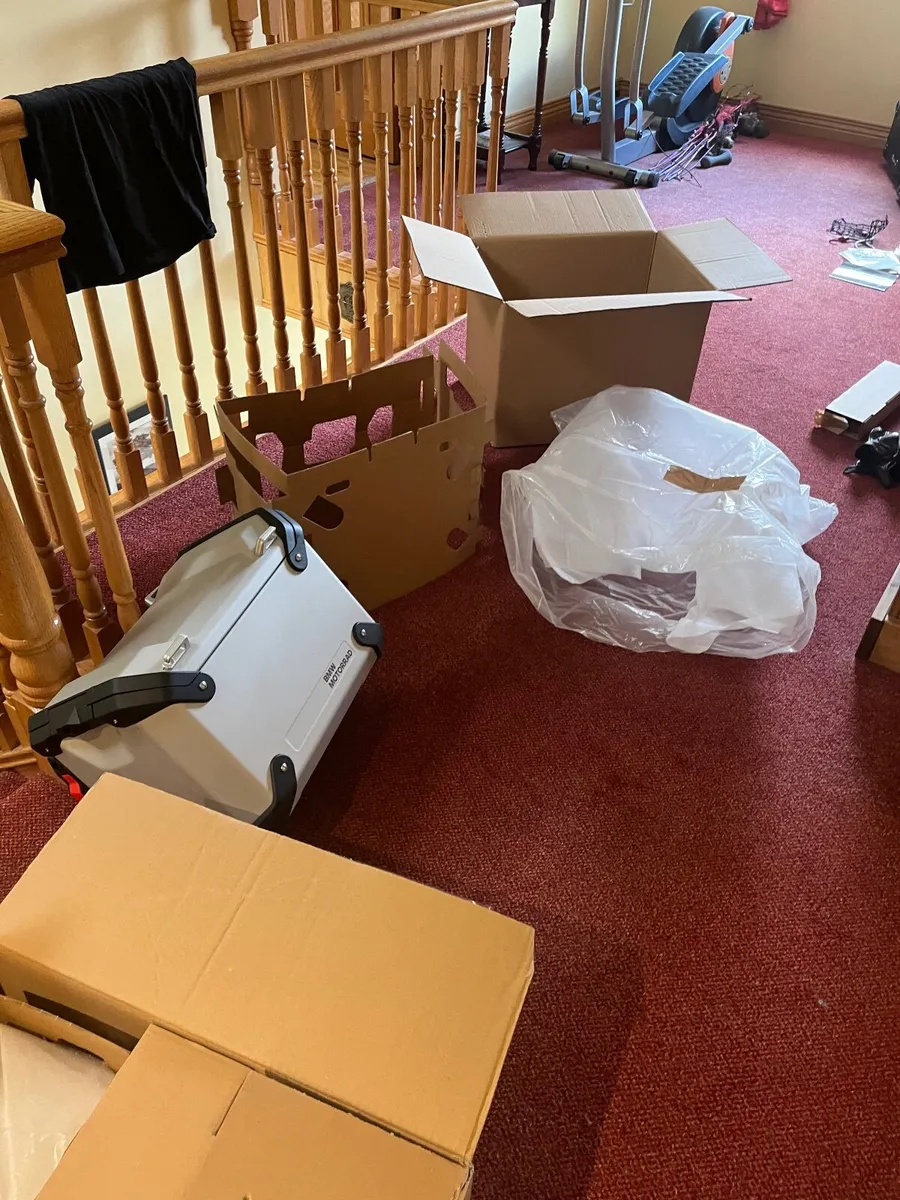 R1300 gsa motor bike boxes 2 side and top box - Image 2