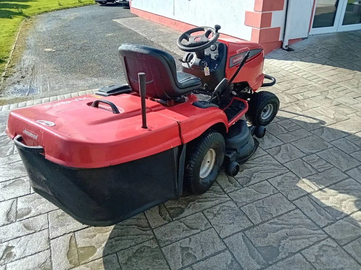 Ride on mower - Image 3