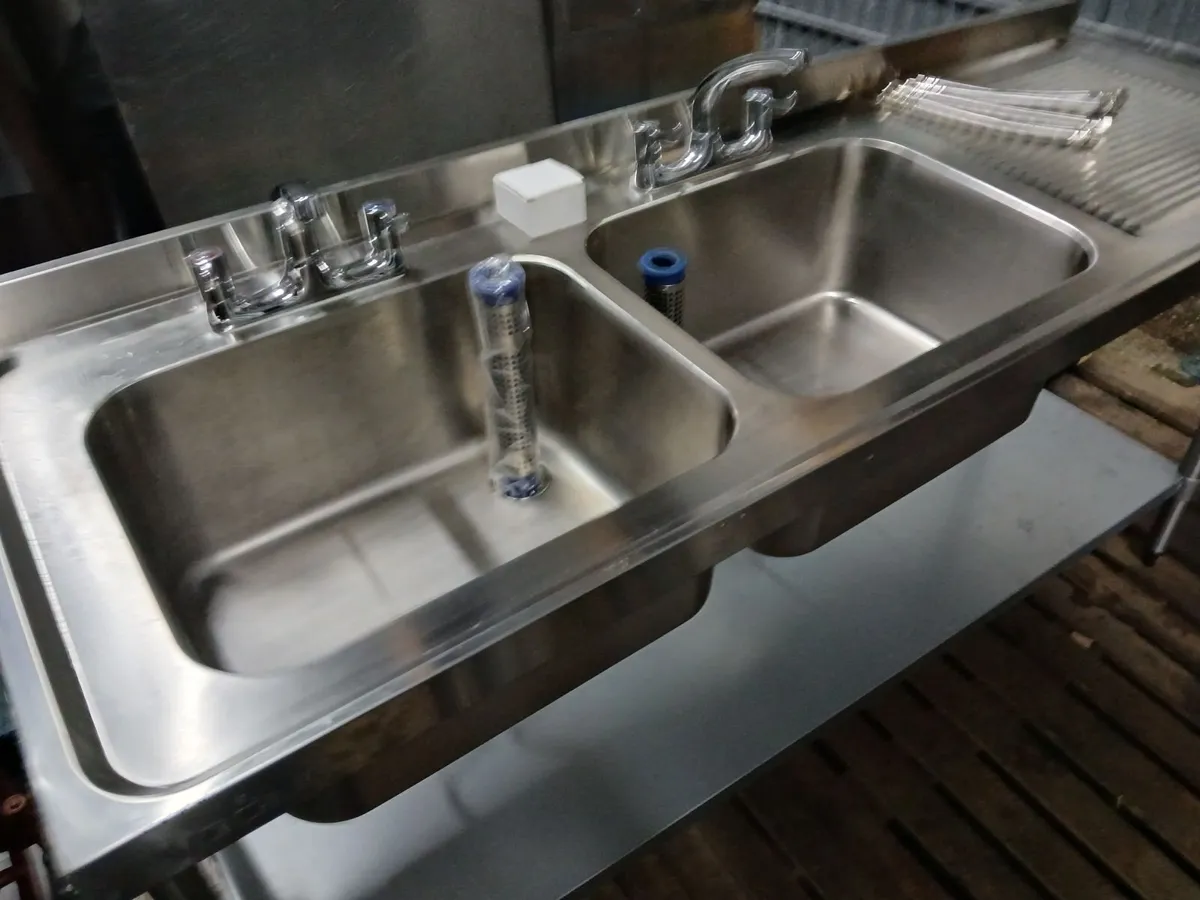 Staneless steel cabbinet double sink unit complete - Image 1