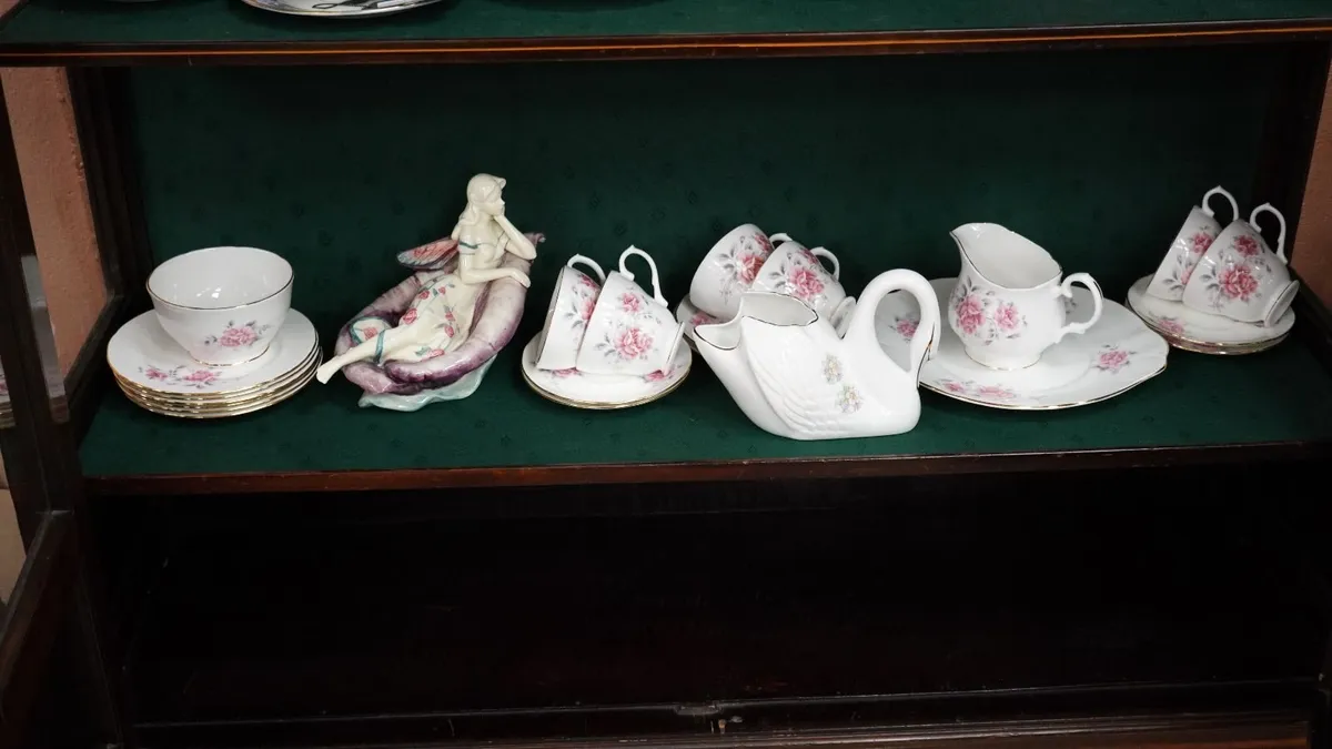 Duchess Pink Roses Bone China Tea Service 21 pcs - Image 1