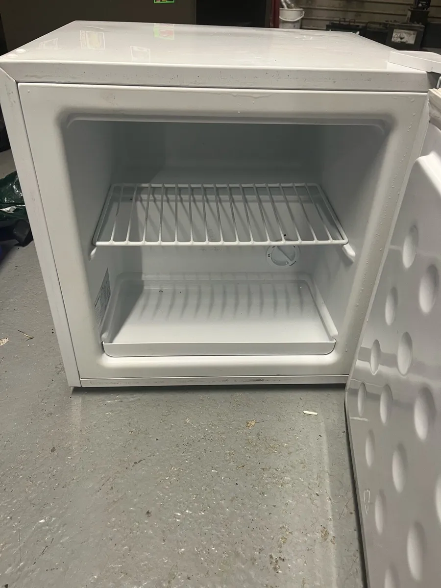 Counter top freezer - Image 3