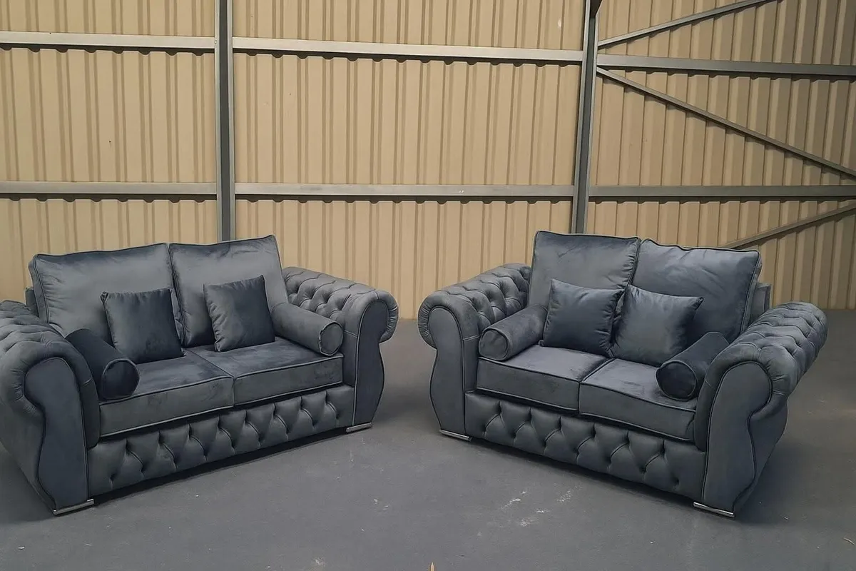 Rio Chesterfield 3+2 Seater Fullback Cushions Sofa - Image 3