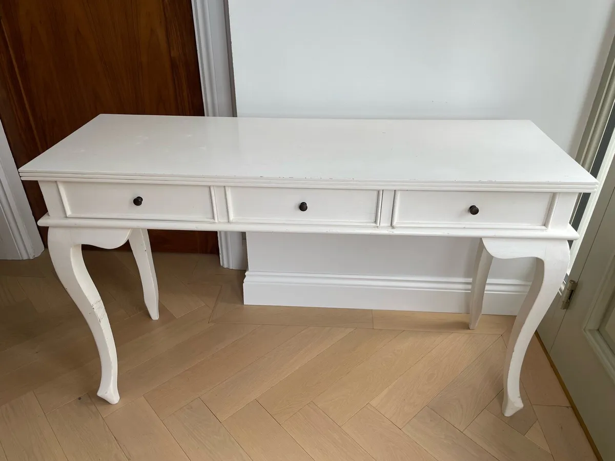 Console Table - Image 1