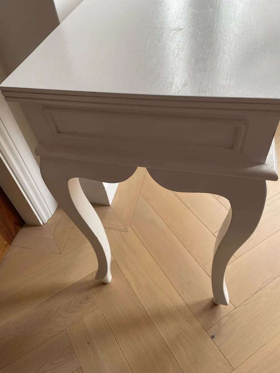 Console Table - Image 3