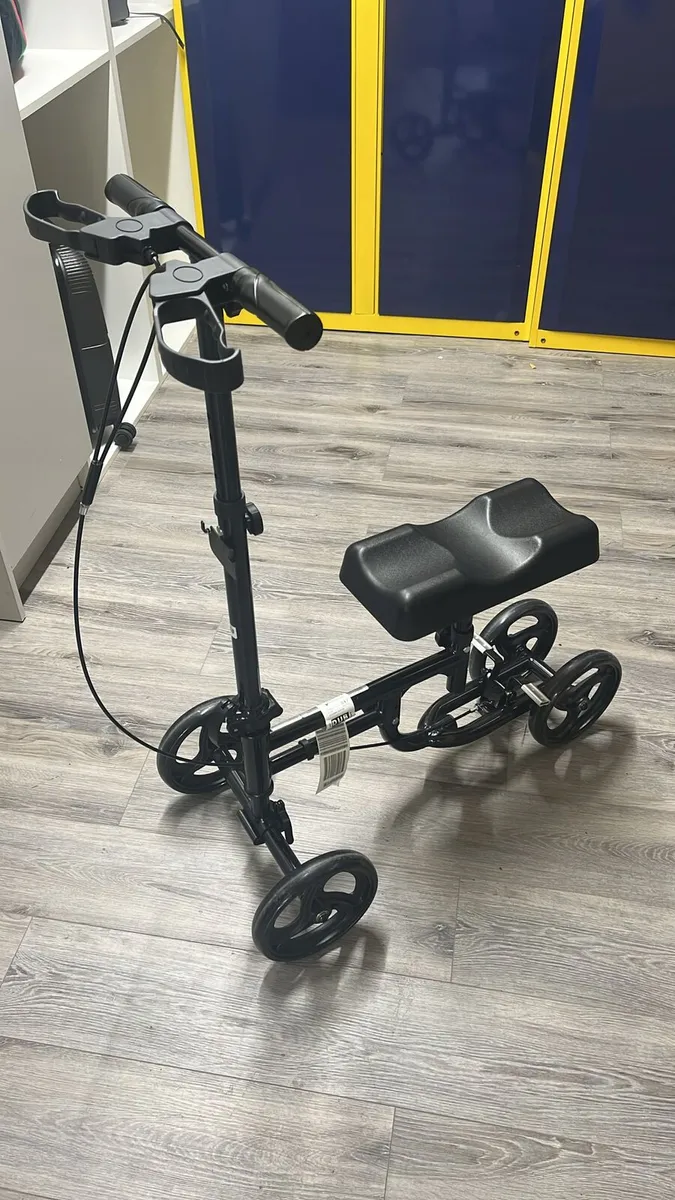 Knee scooter - Image 1