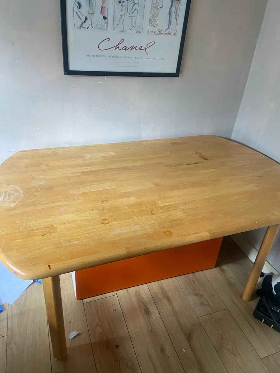 Free solid wood kitchen table - Image 2