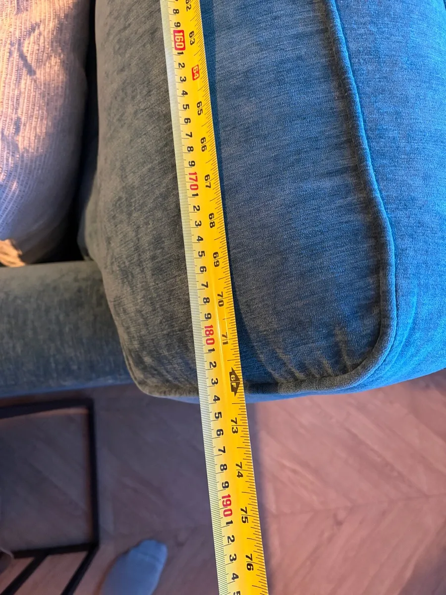 Corner couch - Image 3